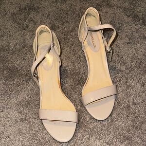 Chic Strappy Heels in Taupe
